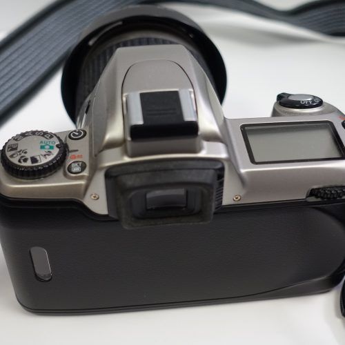 Alternative view of Nikon F 65